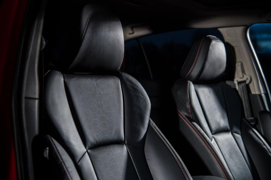 Детали интерьера Subaru XV 2017 года  (UK) (фото 36 из 46)